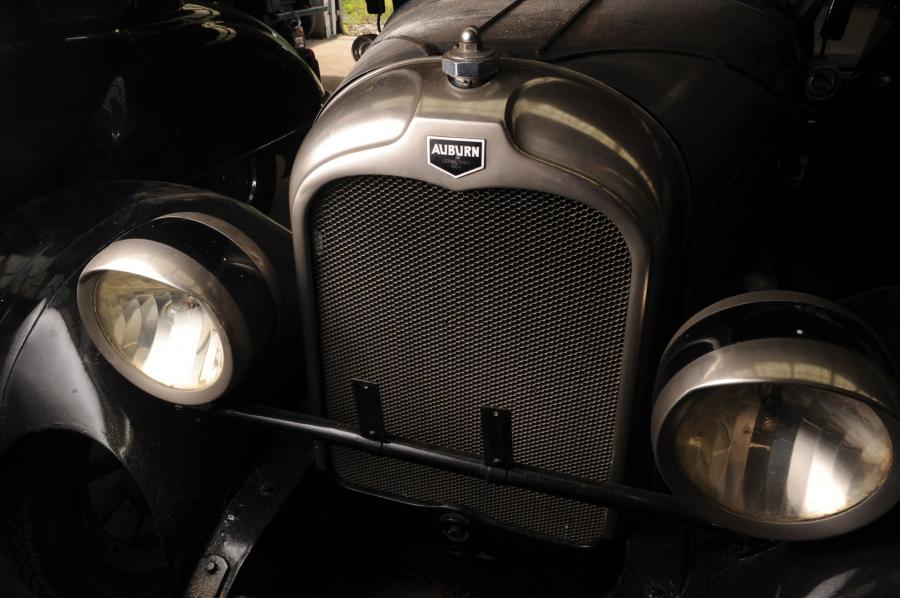 Детали экстерьера Auburn 6-66 Touring 1927 года  (фото 3 из 10)